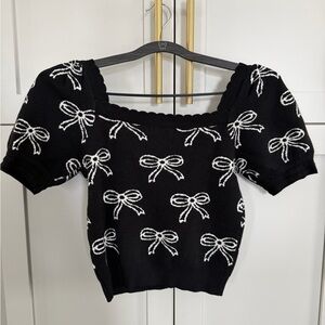 Black Bow Patterned Women's Sweater